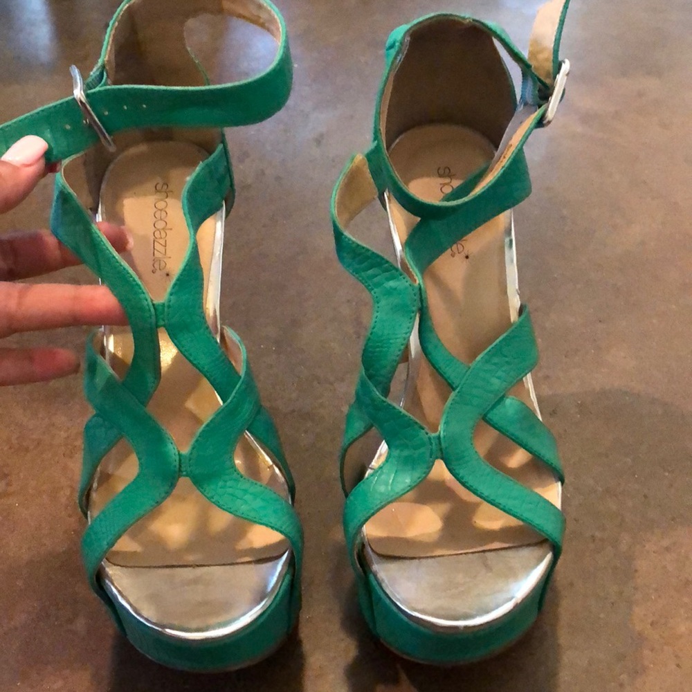 Teal Wedge